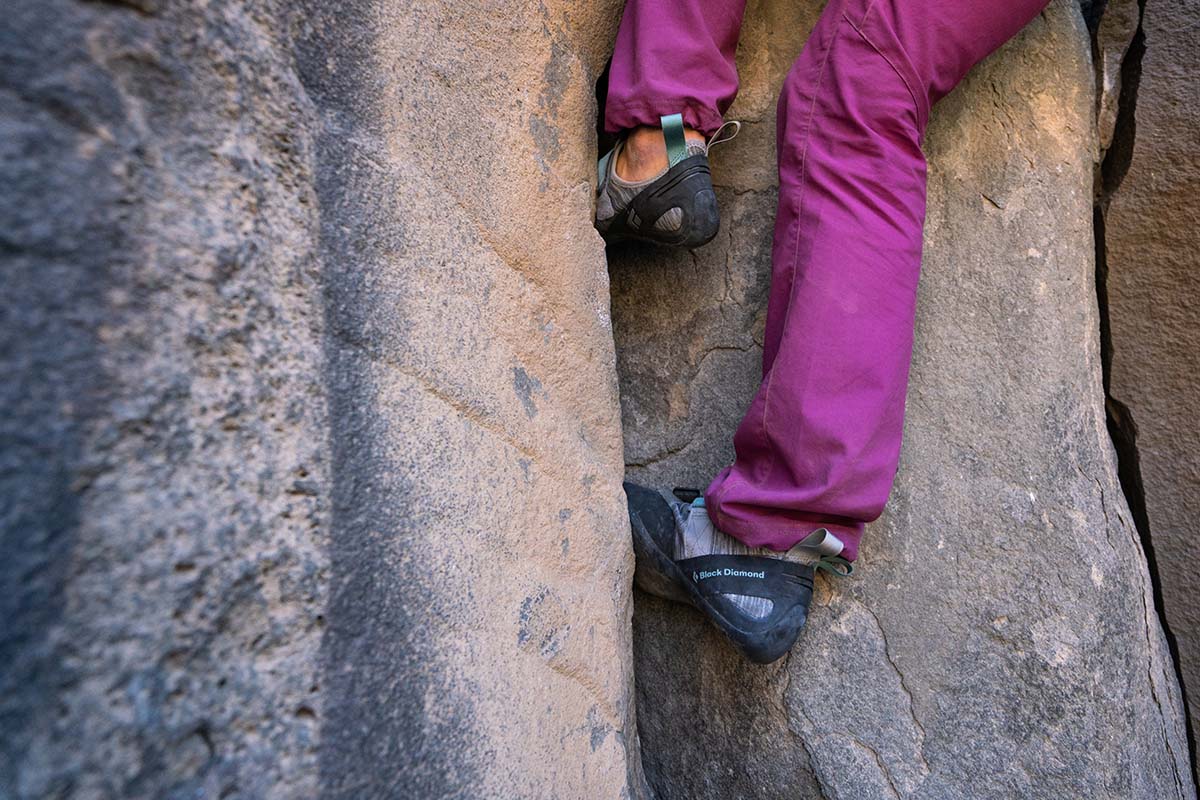 Momentum lace clearance climbing shoes